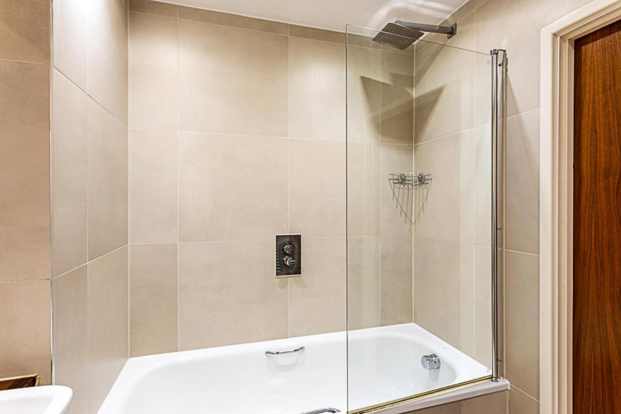 ロンドンGorgeous Westminster Flatアパートメント エクステリア 写真